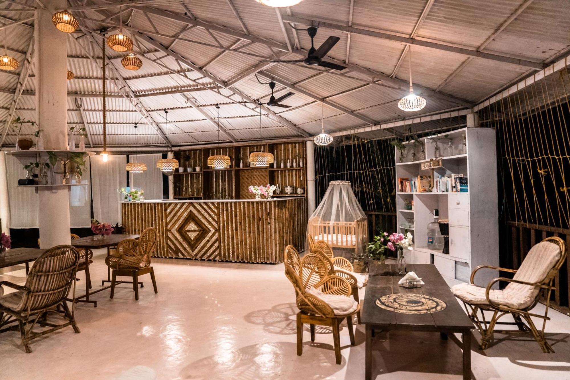 Jamboree Creek Yoga Mandrem Εξωτερικό φωτογραφία